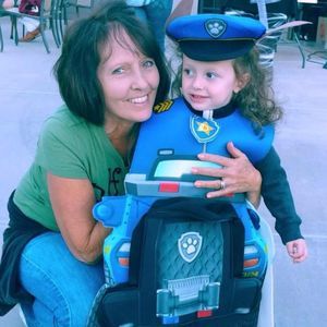 Meet your Posher, Dee